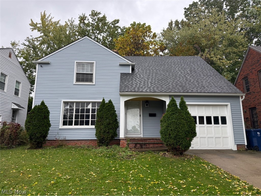 879 Medford Road Property Photo 1