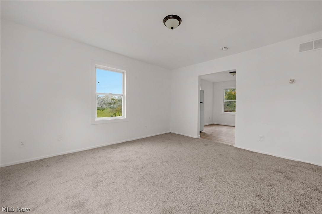 848-854 N Central Drive Property Photo 17