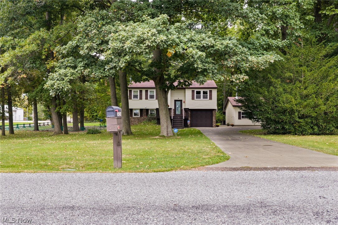 14236 Galehouse Road Property Photo 1