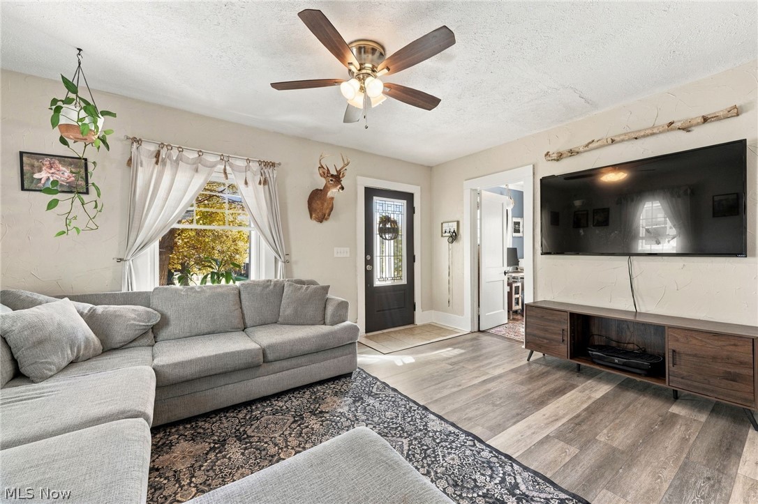 13790 Spring Street Property Photo 6