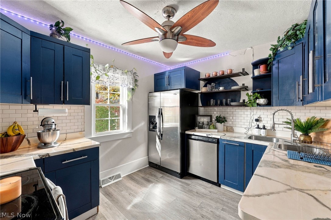 13790 Spring Street Property Photo 13