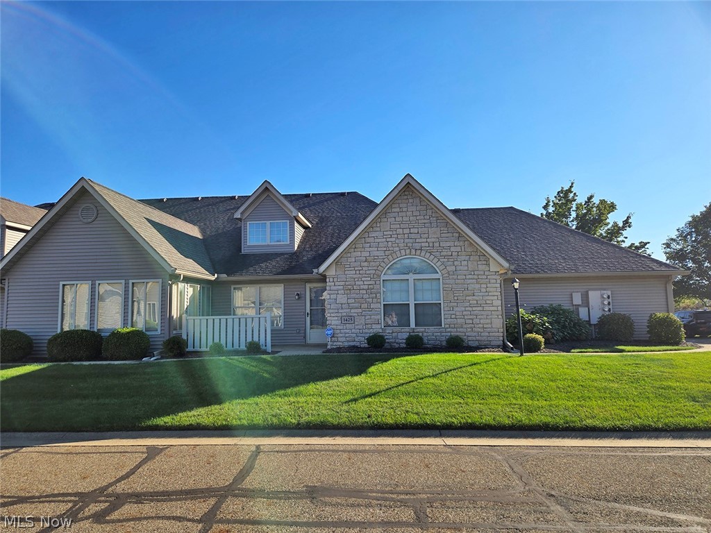 1425 Laurenbrook Lane Ne Property Photo 1