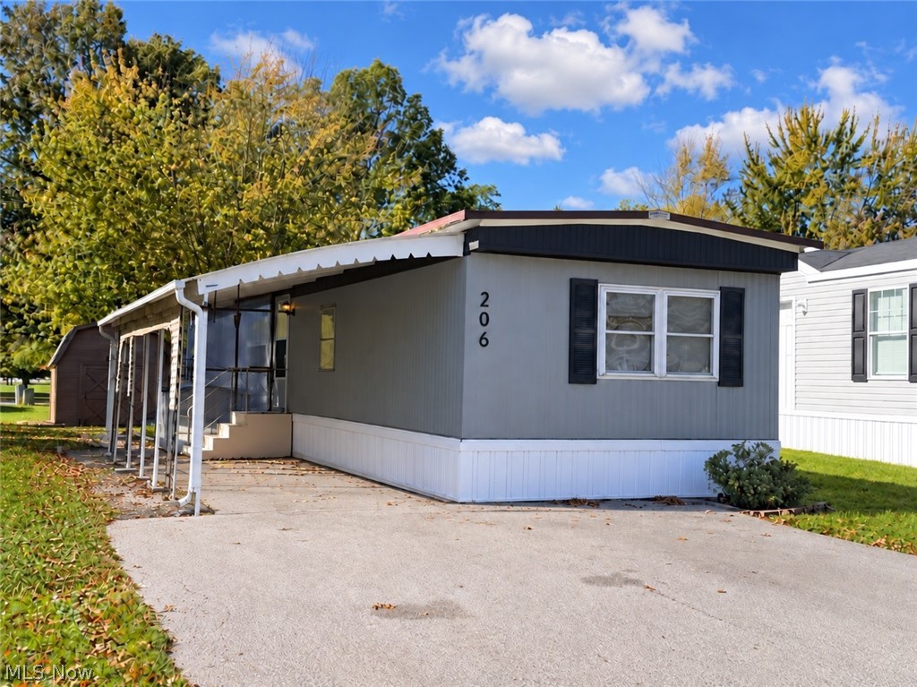 206 Rhode Island Road Property Photo 1