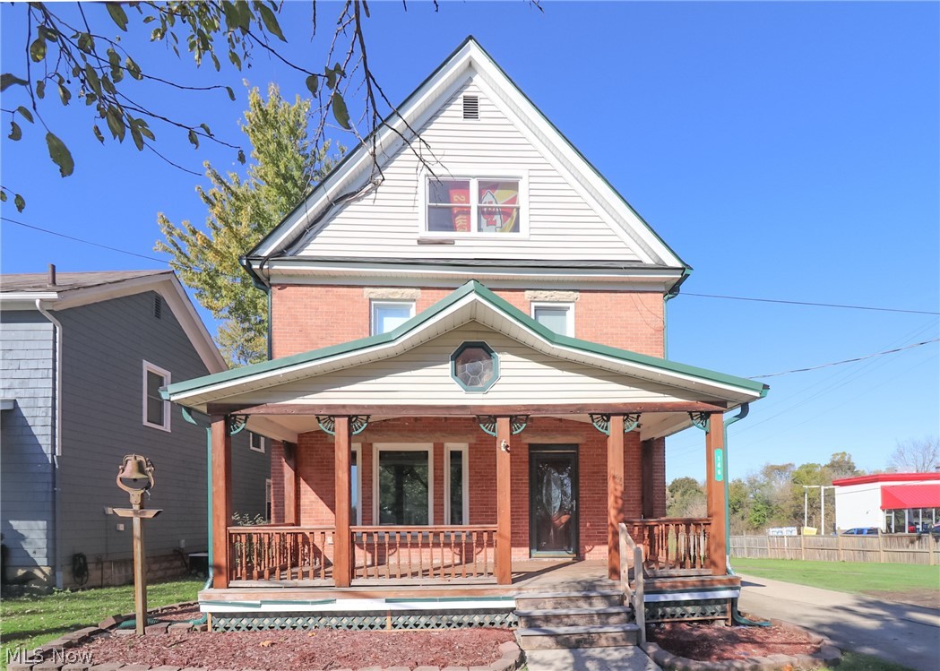 146 S Main Street Property Photo 1