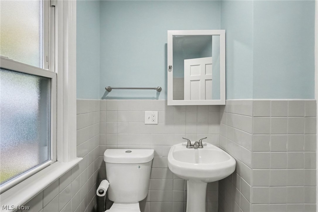 448 E 328th Street Property Photo 12