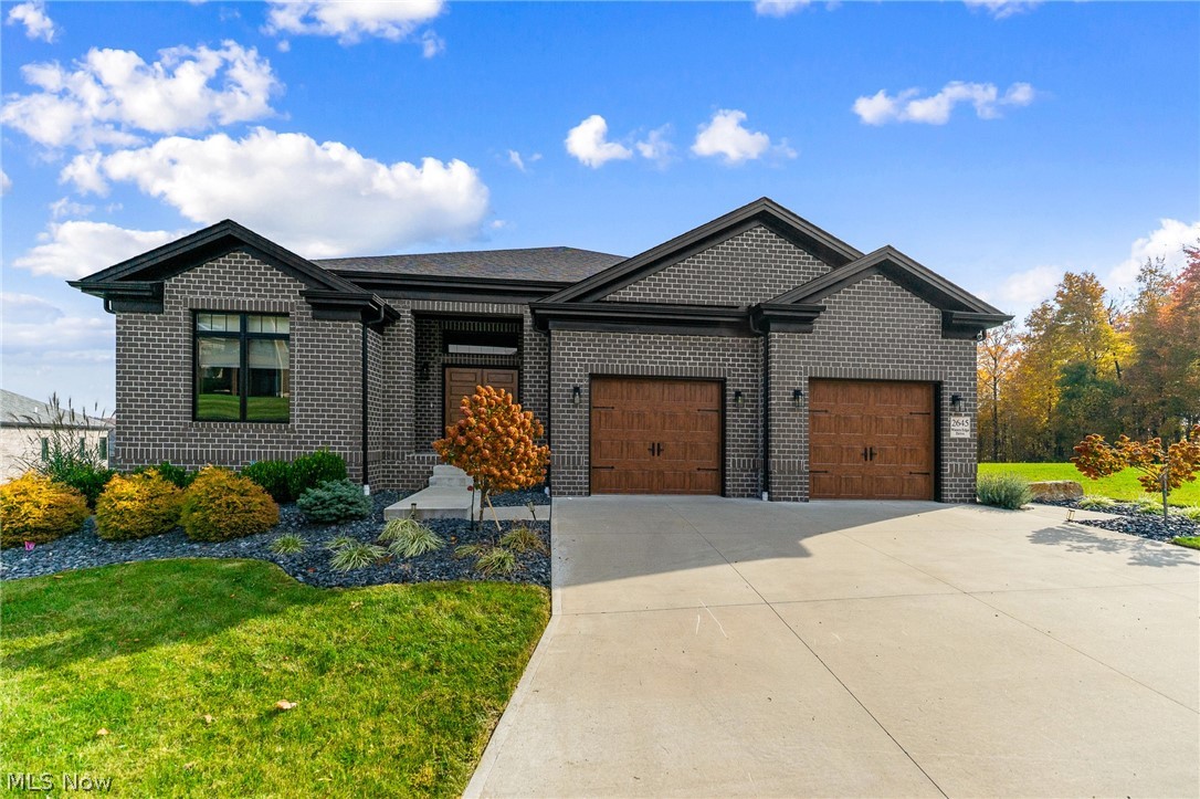2645 Waters Edge Drive Property Photo 1