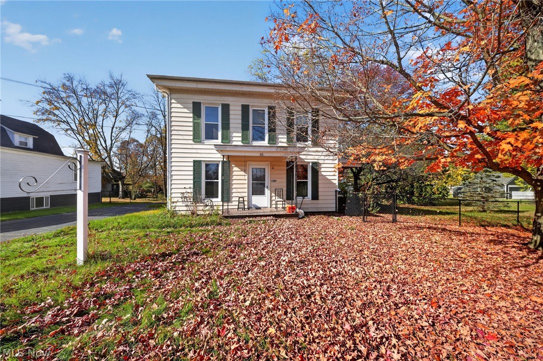 41 N School Street Property Photo 1