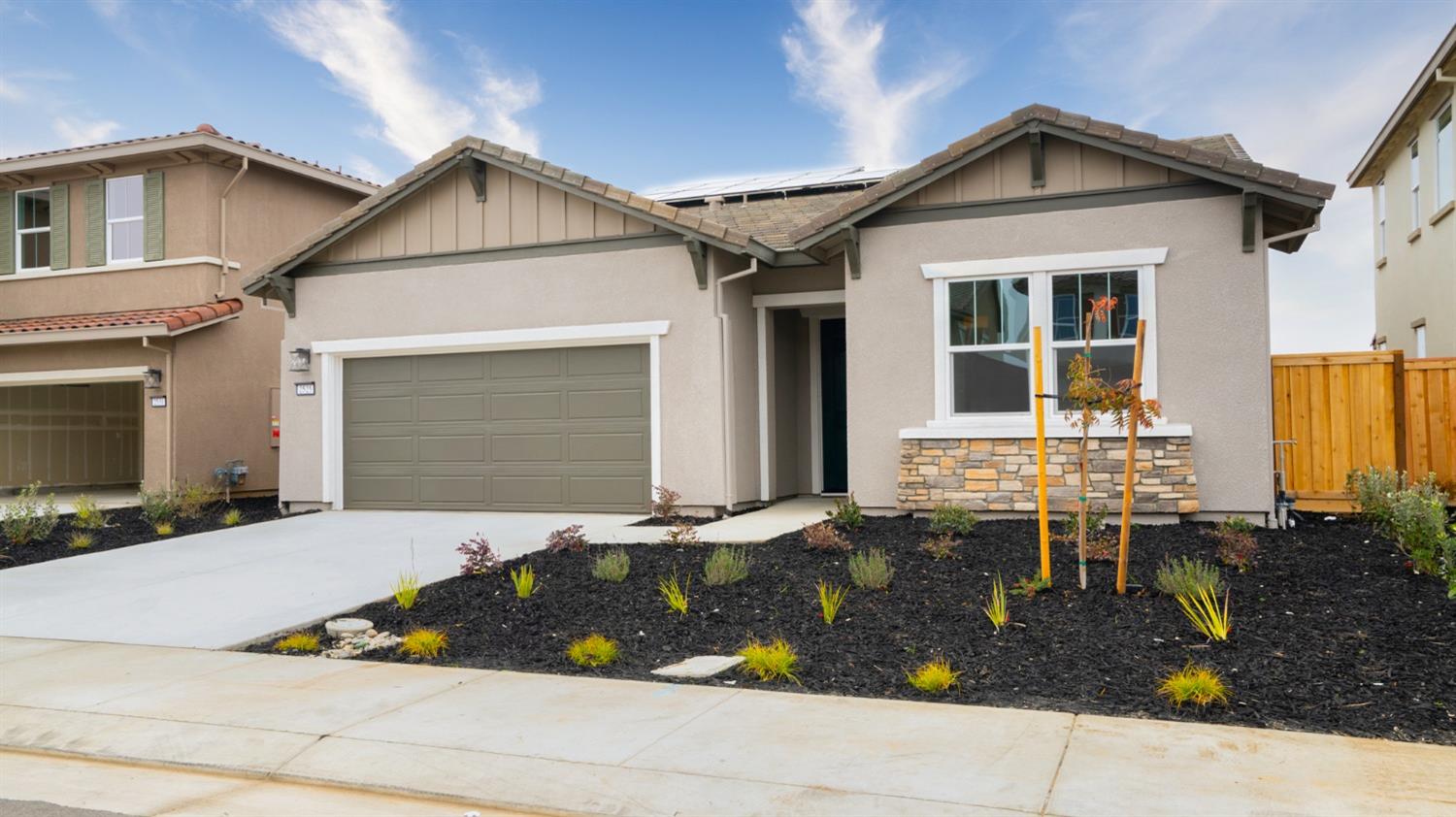 2525 Wisteria Drive Property Photo
