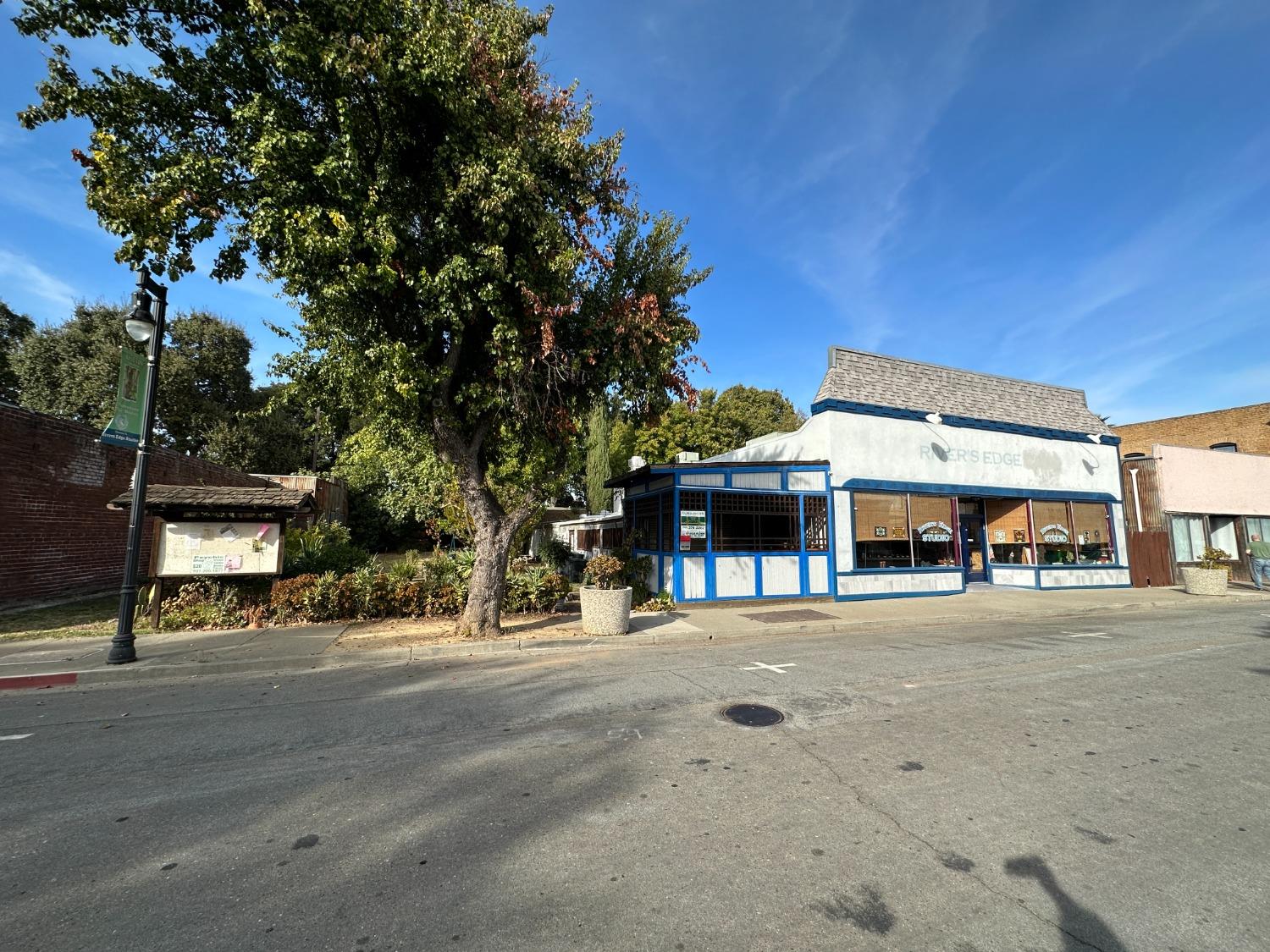 7 Main Street Property Photo