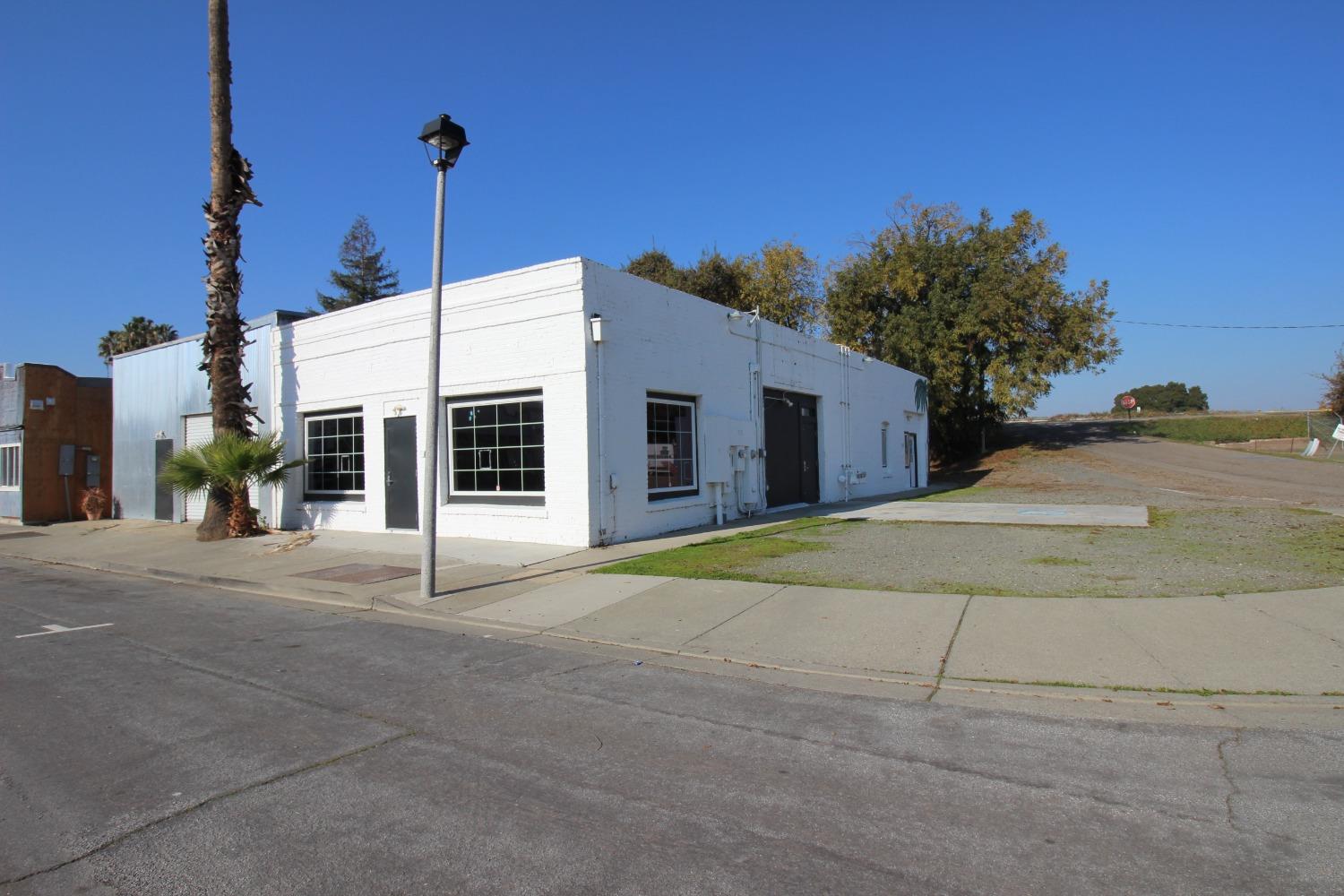 61 Main Street Property Photo