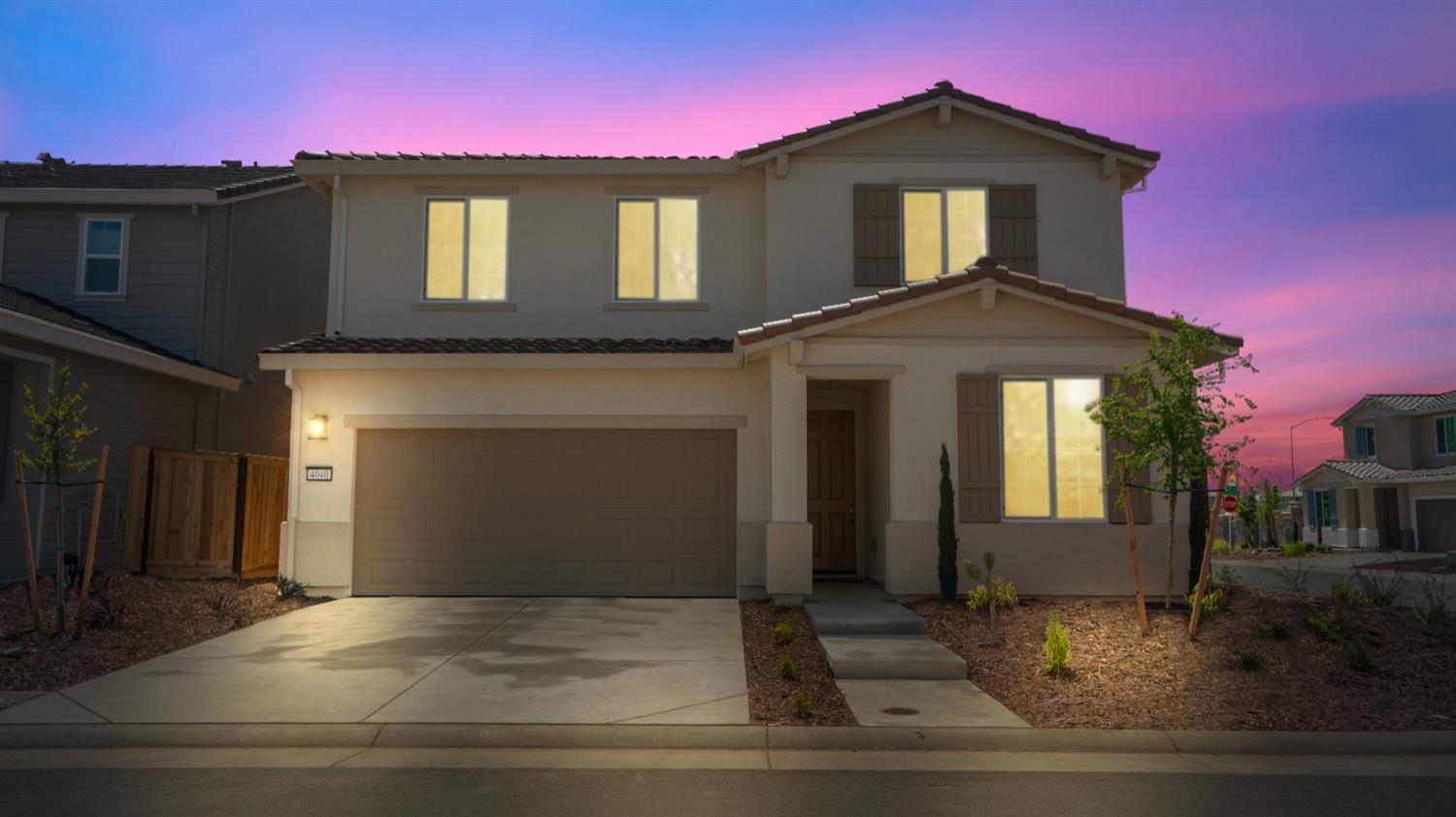 4040 Molten Creek Way Property Photo 1