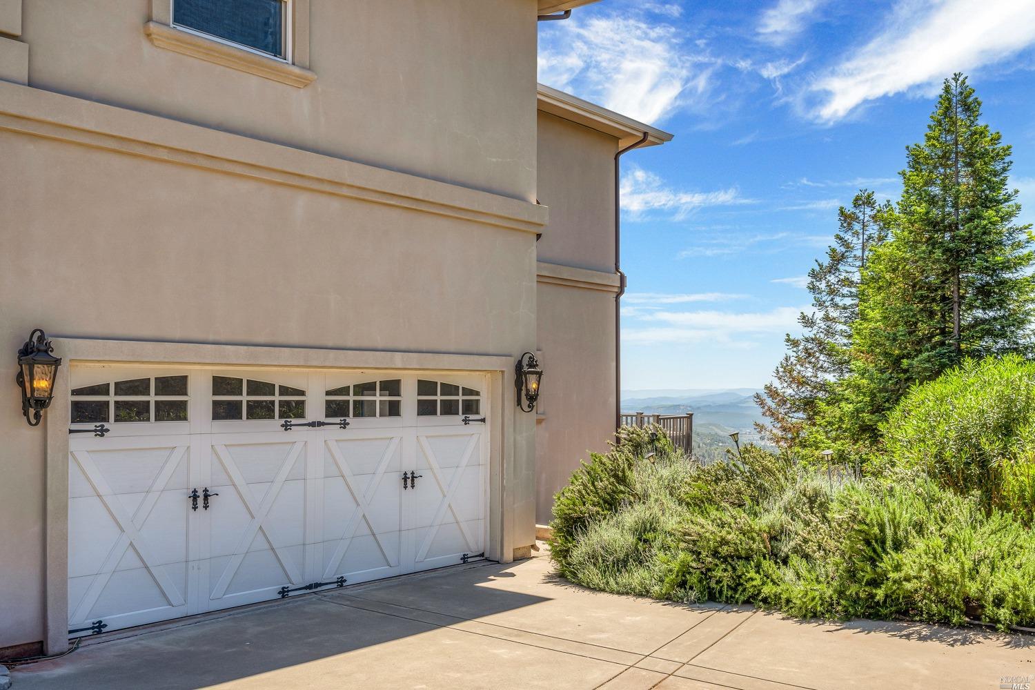 15893 Little Peak Rd Property Photo 40