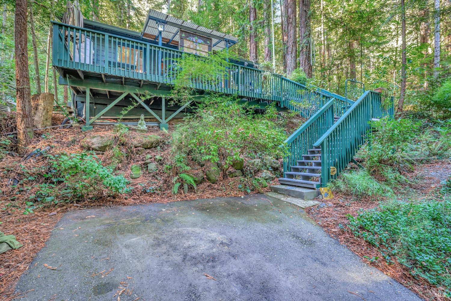 21541 Highland Terrace Property Photo