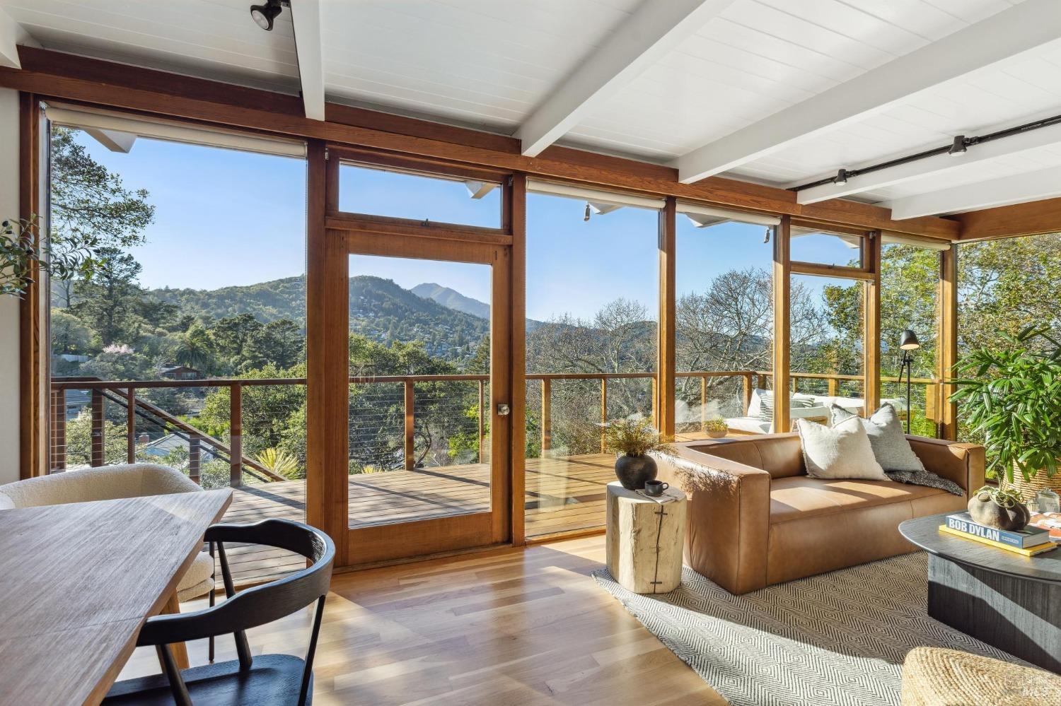 61 Presidio Avenue Property Photo