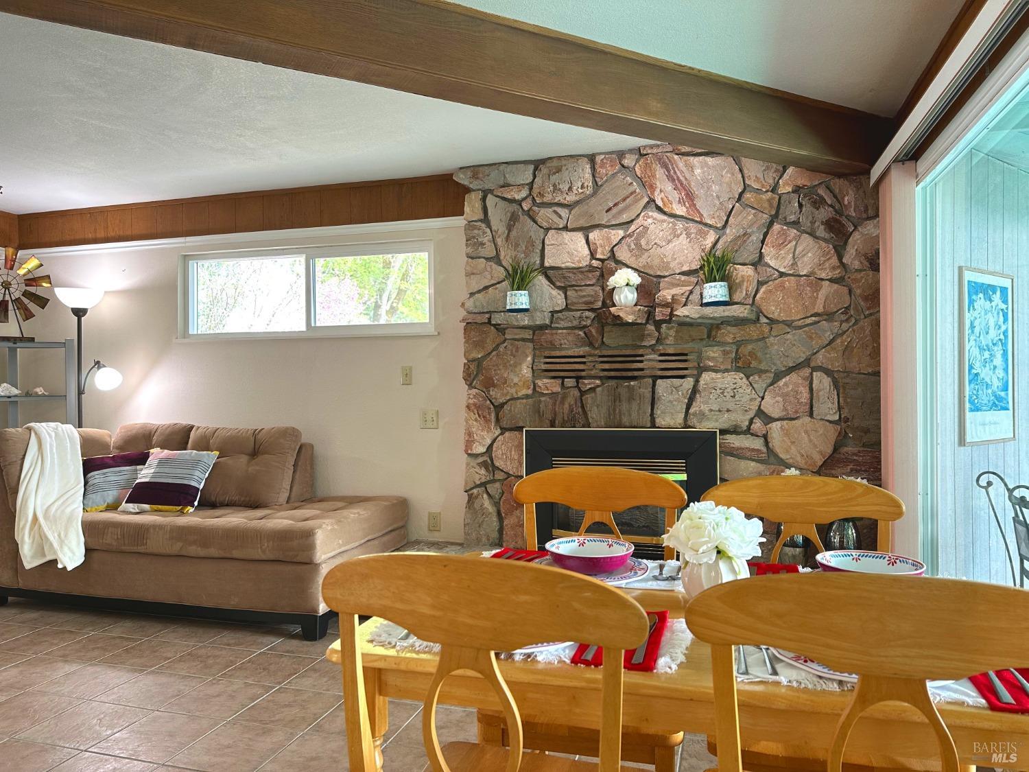 4013 Lakeview Drive Property Photo 10
