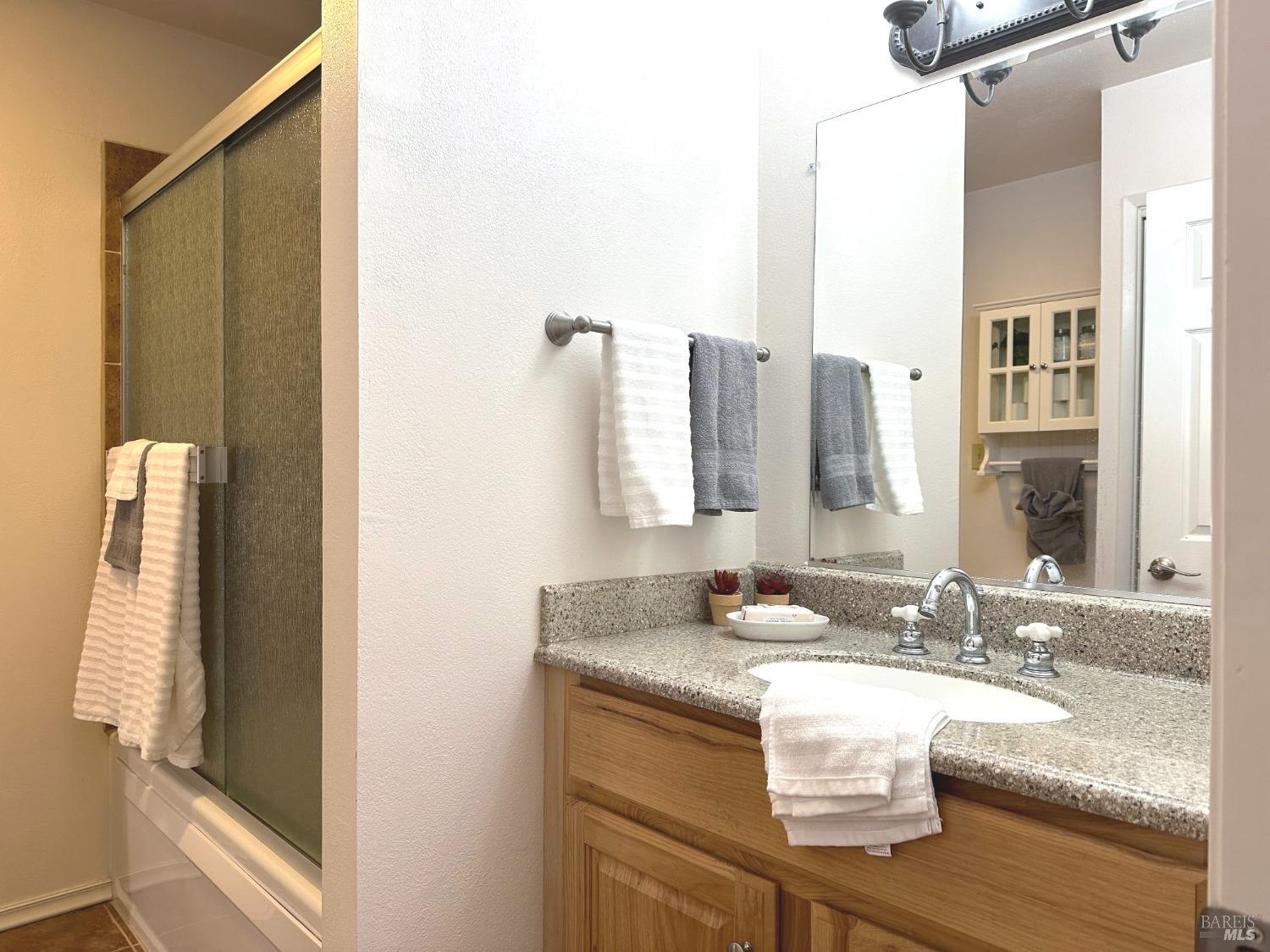 4013 Lakeview Drive Property Photo 14