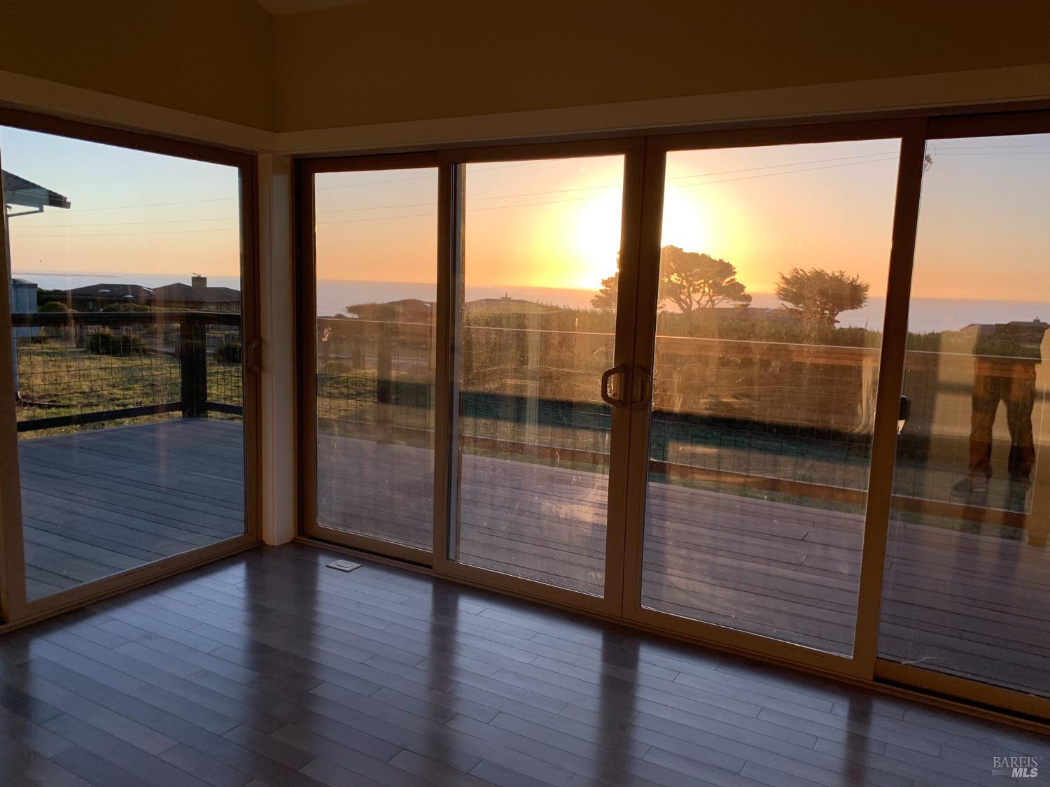 Irish Beach Real Estate Listings Main Image