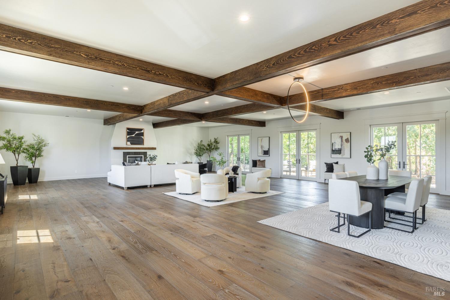 6530 Covey Road Property Photo