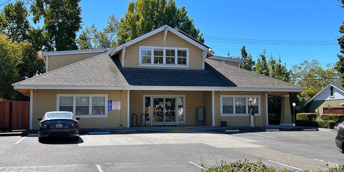 525 E Cotati Avenue Property Photo