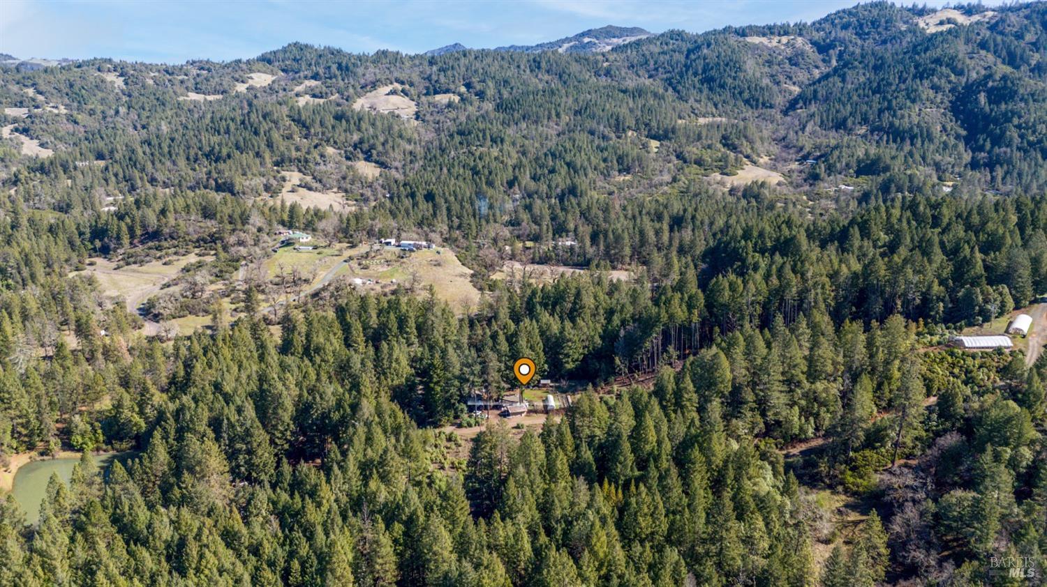 46800 Highway 101 Road Property Photo