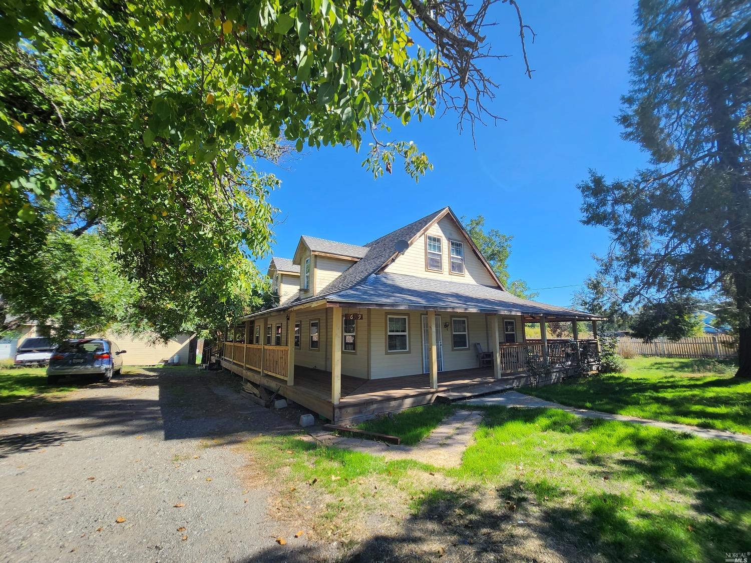 76319 Lovell Street Property Photo