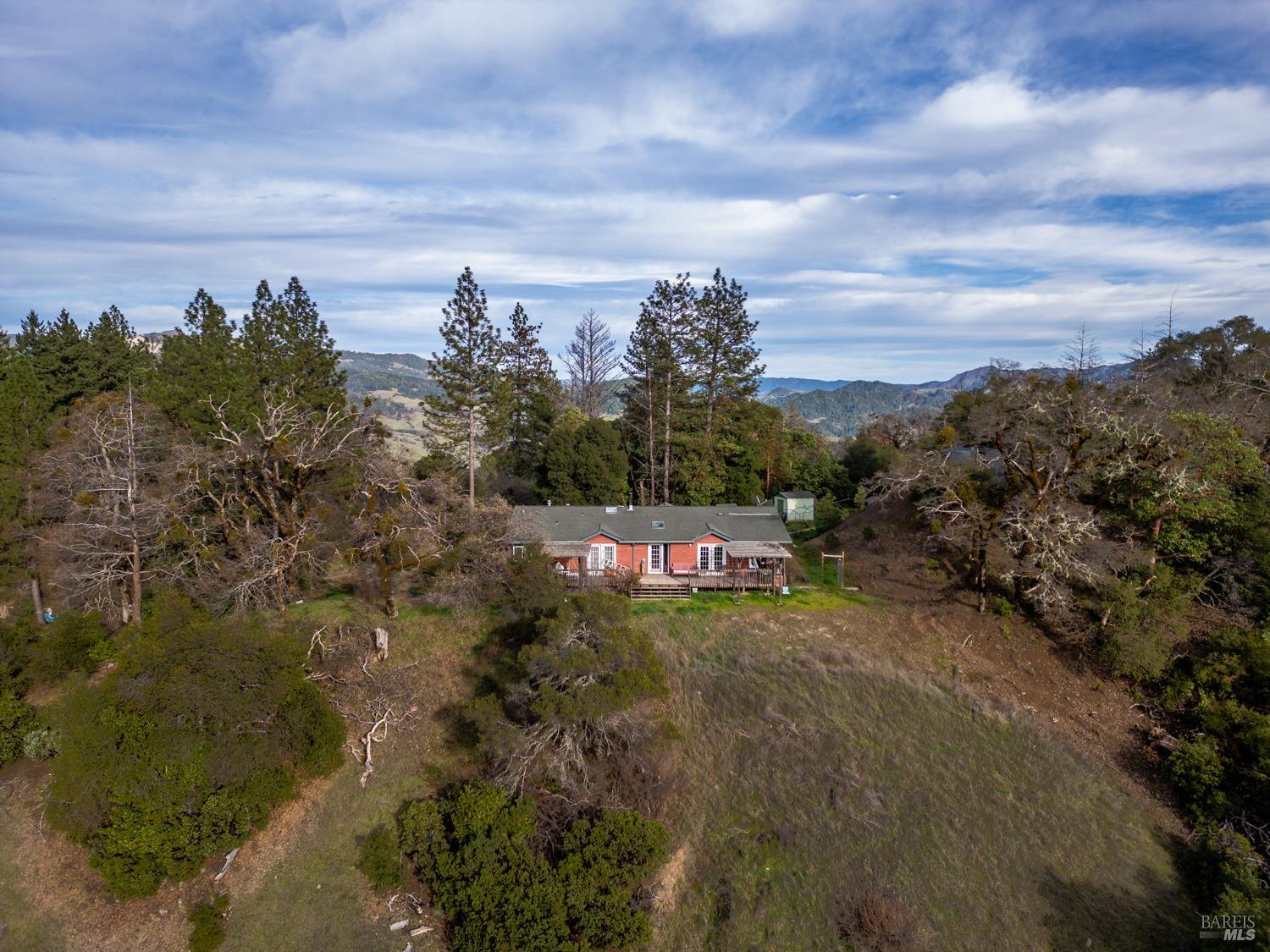 50410 Highway 101 None Property Photo