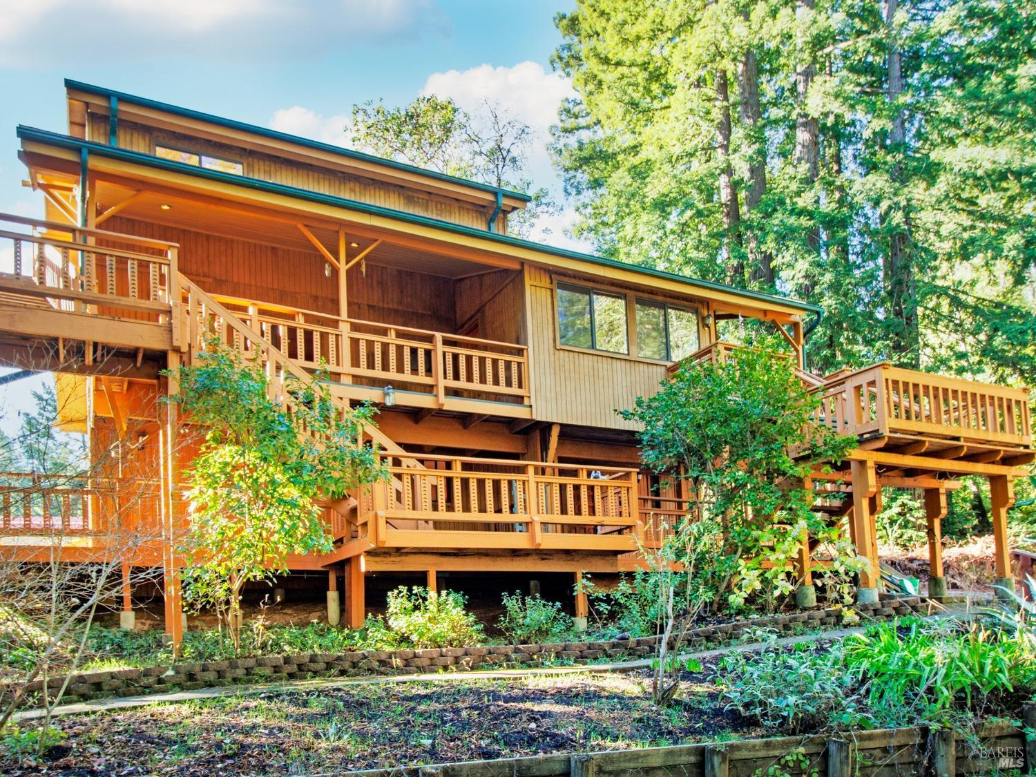 13975 Green Valley Road Property Photo
