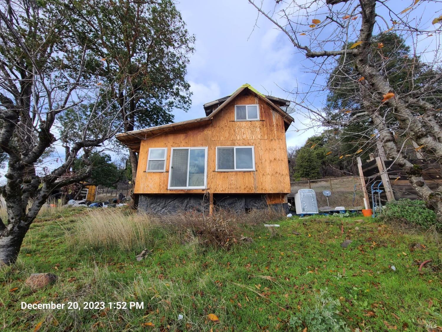 40100 Mendocino Pass Road Property Photo