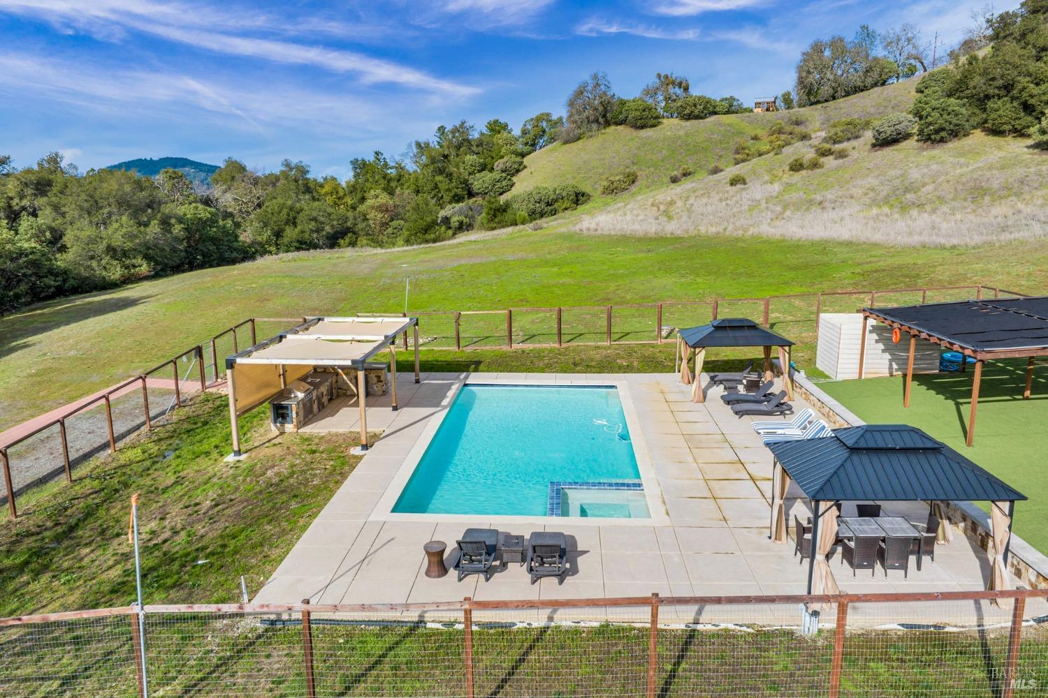 2025 Woodhawk Lane Property Photo