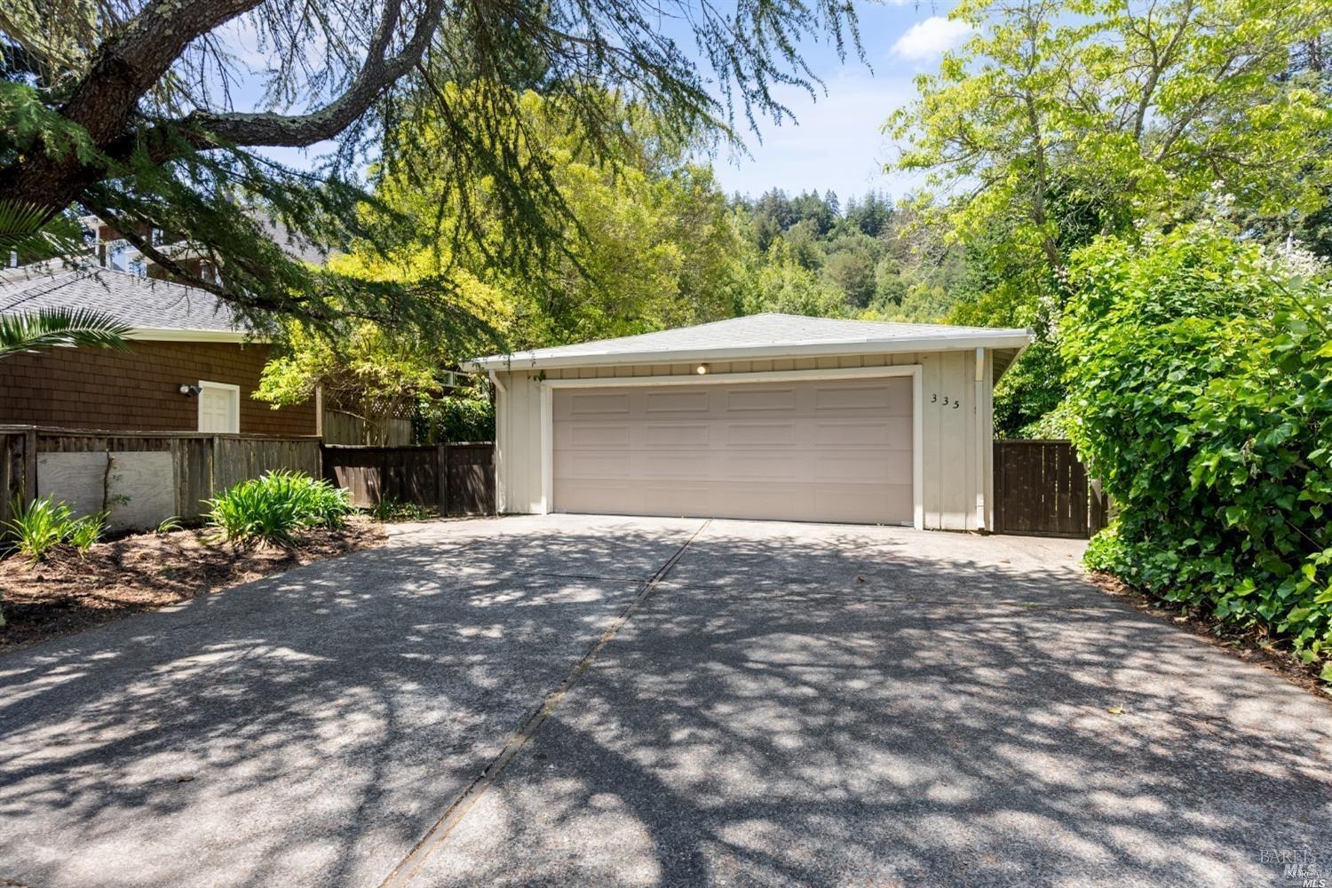 55 Redwood Drive Property Photo