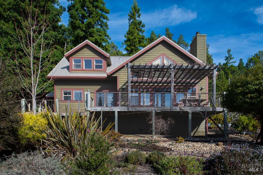 40695 Roseman Creek Road Property Photo