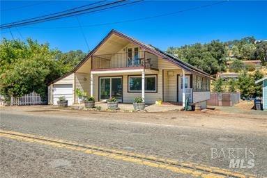3216 Lakeshore Boulevard Property Photo 1