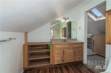 3216 Lakeshore Boulevard Property Photo 13