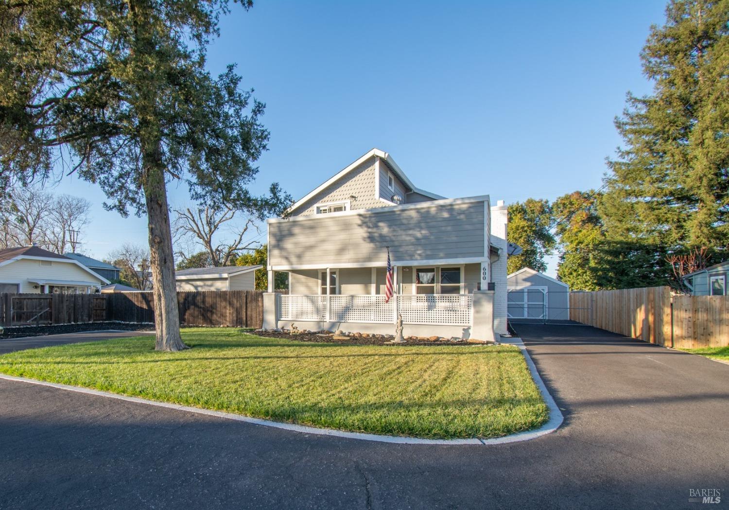 600 W A Street Property Photo