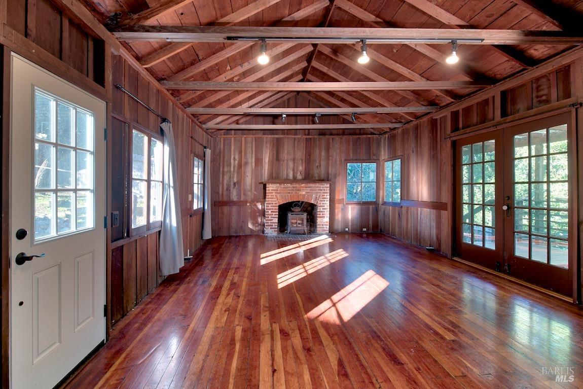 Fairfax Real Estate Listings Main Image