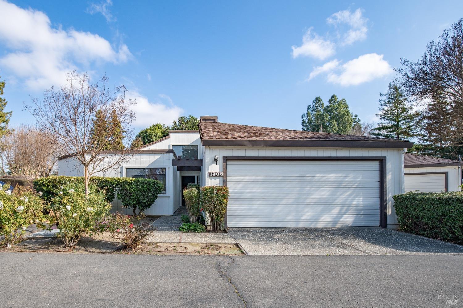1305 Hazelwood Court Property Photo