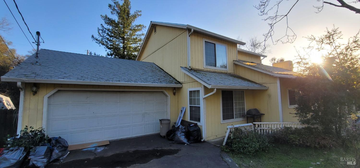 3170 Lakeview Dr Property Photo