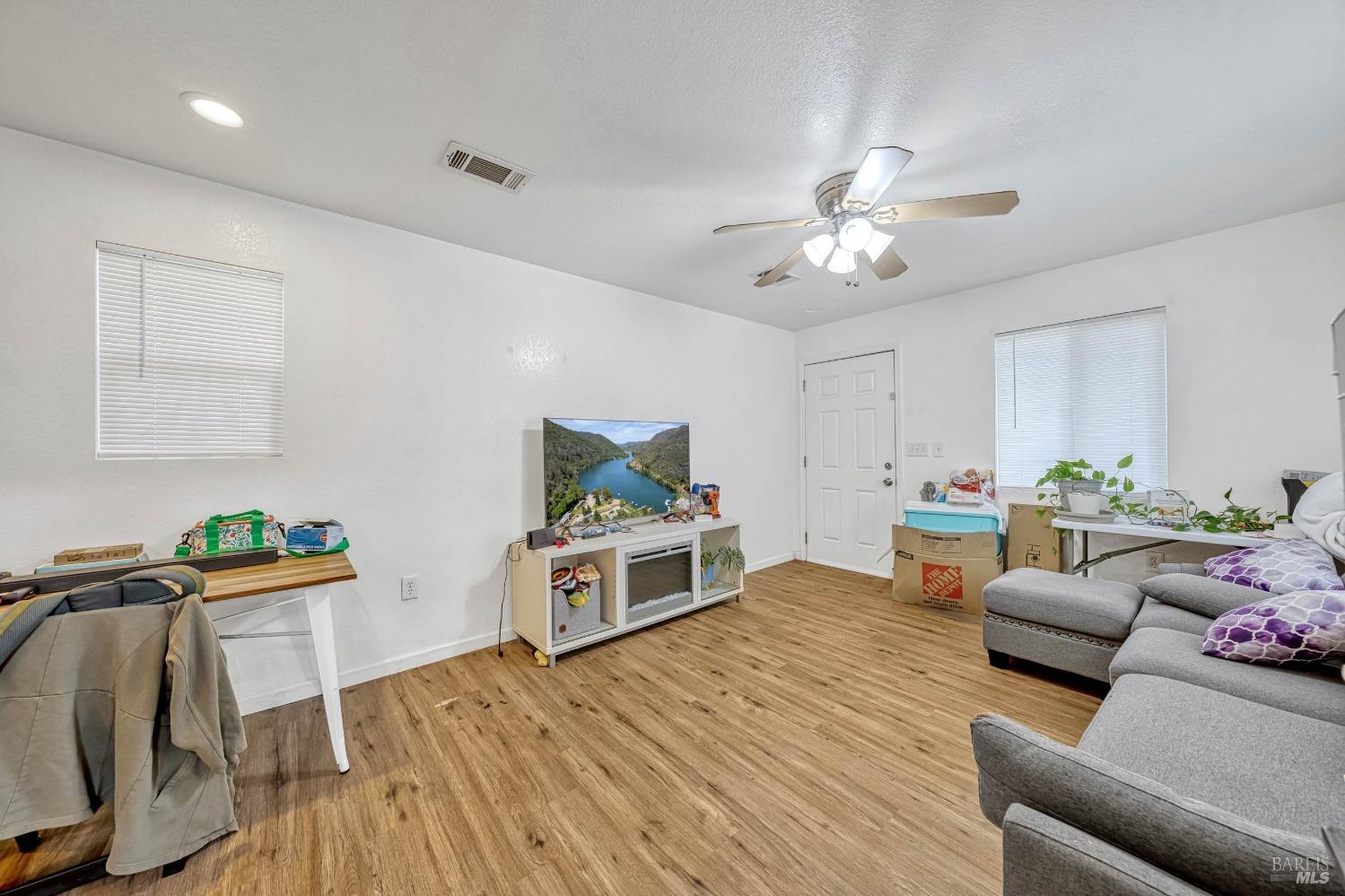 12888 1st St Property Photo 9