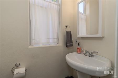 275 Armstrong St Property Photo 27