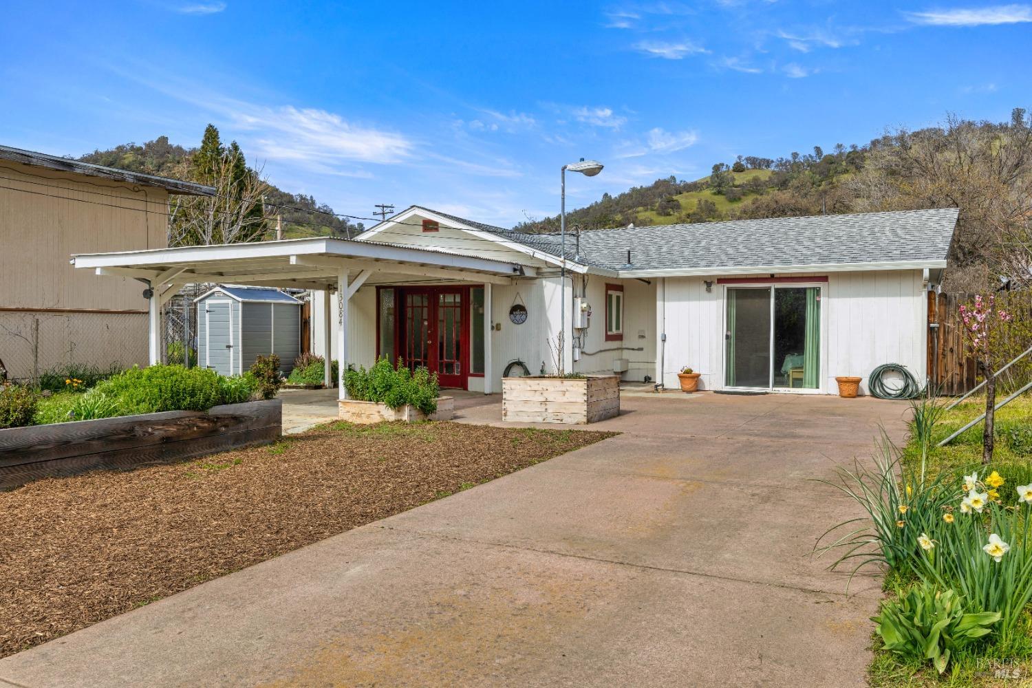 13084 4th Street Property Photo 1