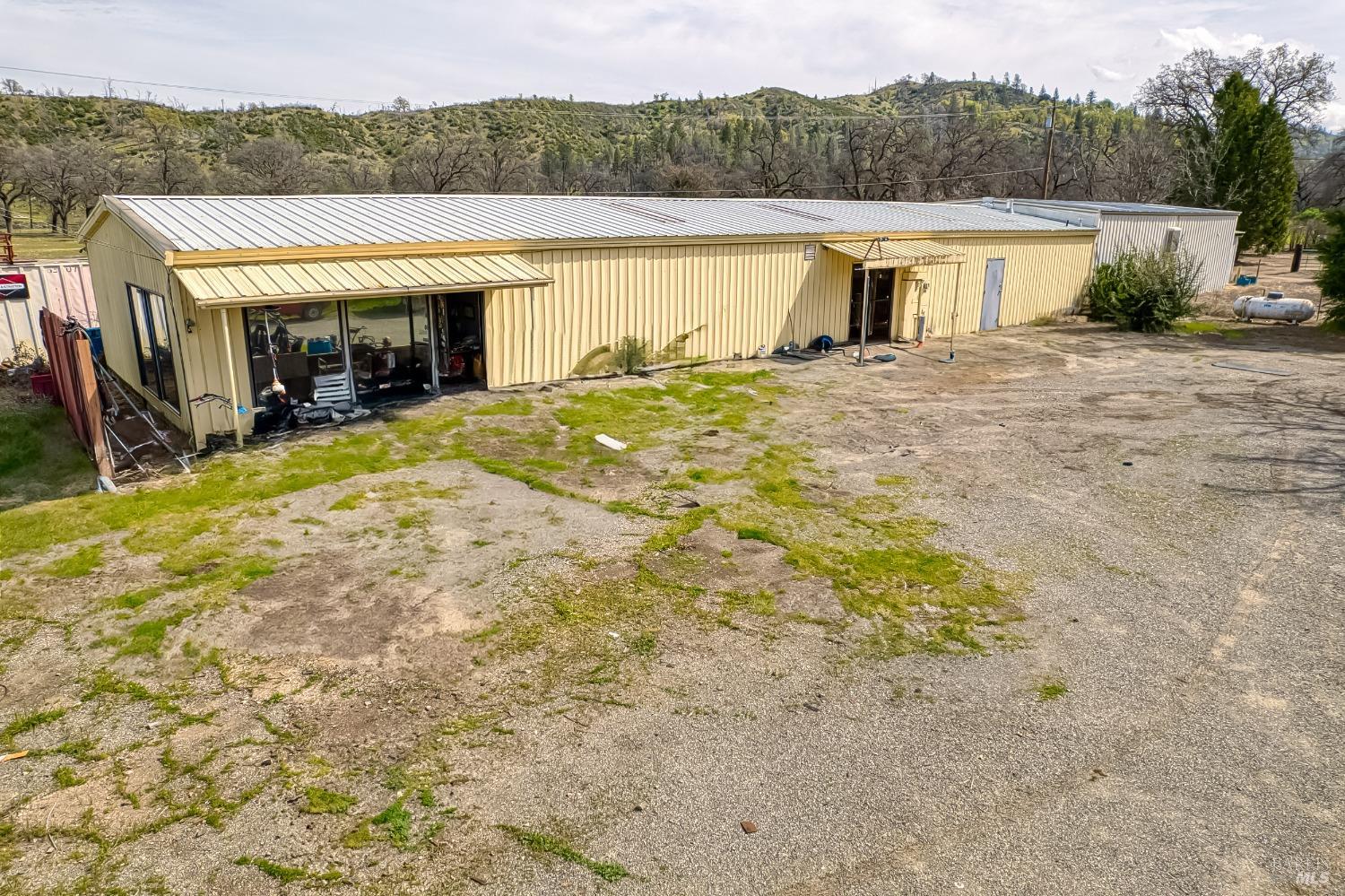 21720 S State Highway 29 None Property Photo 1
