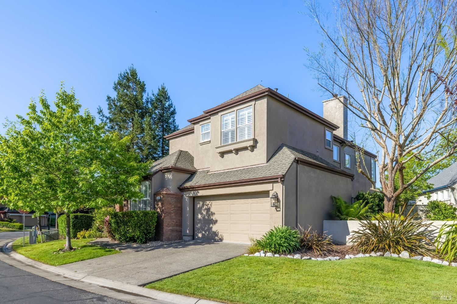 1903 Falcon Ridge Drive