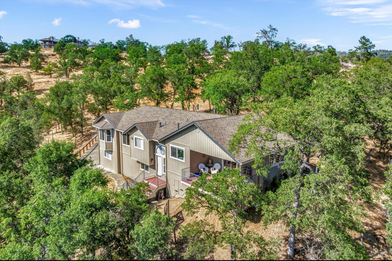 19040 Redbud Road Property Photo 1