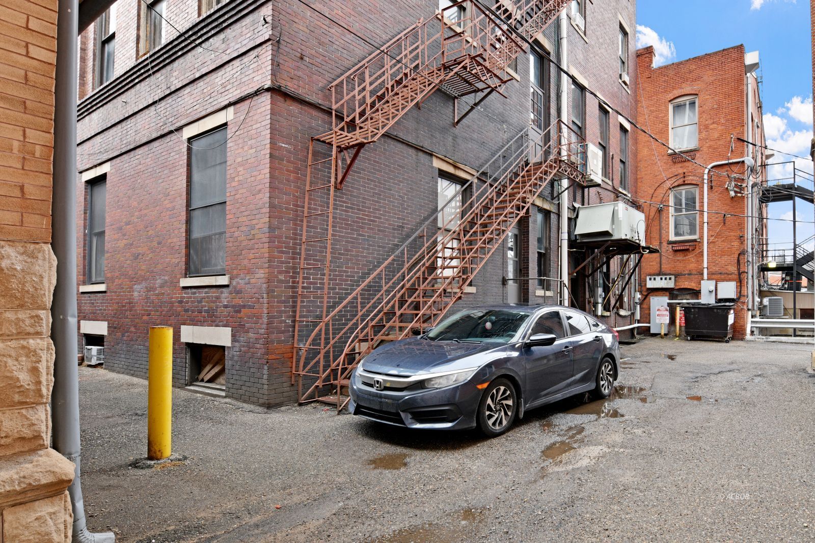 8 N Court Property Photo 46