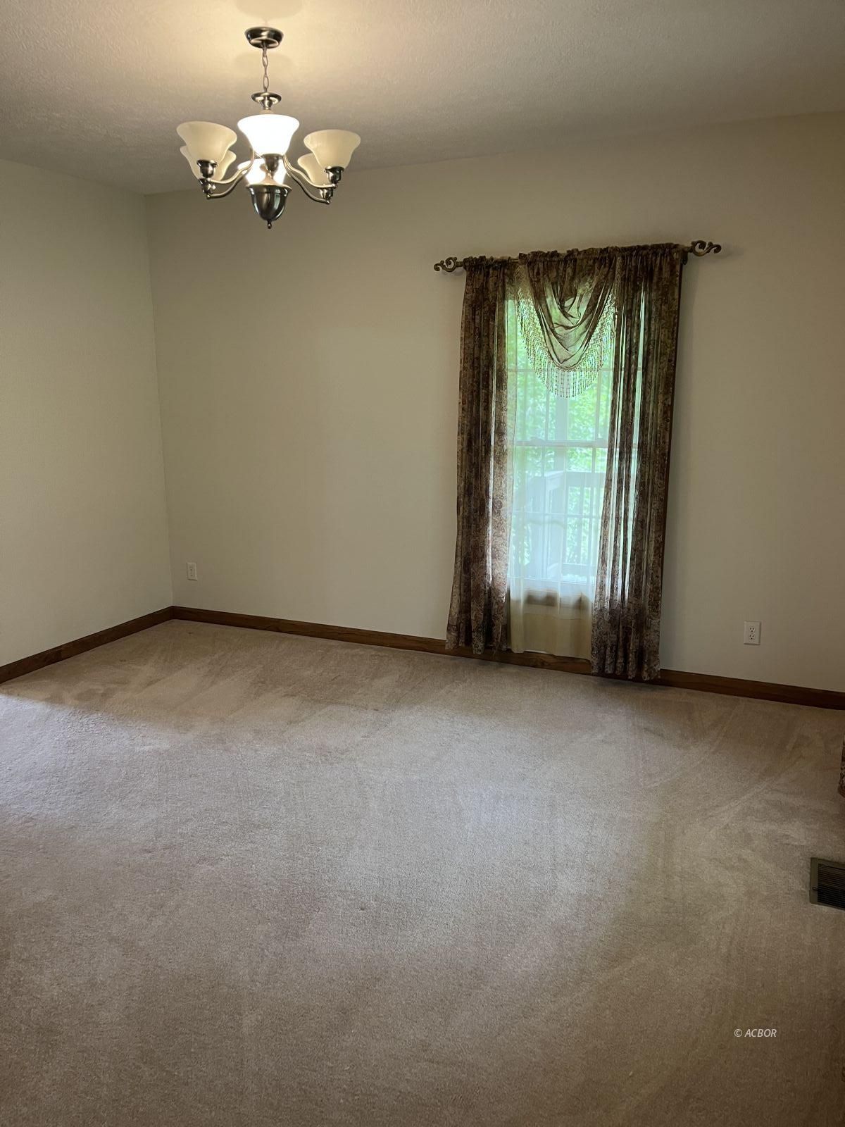 438 Hidden Hills Rd Property Photo 19