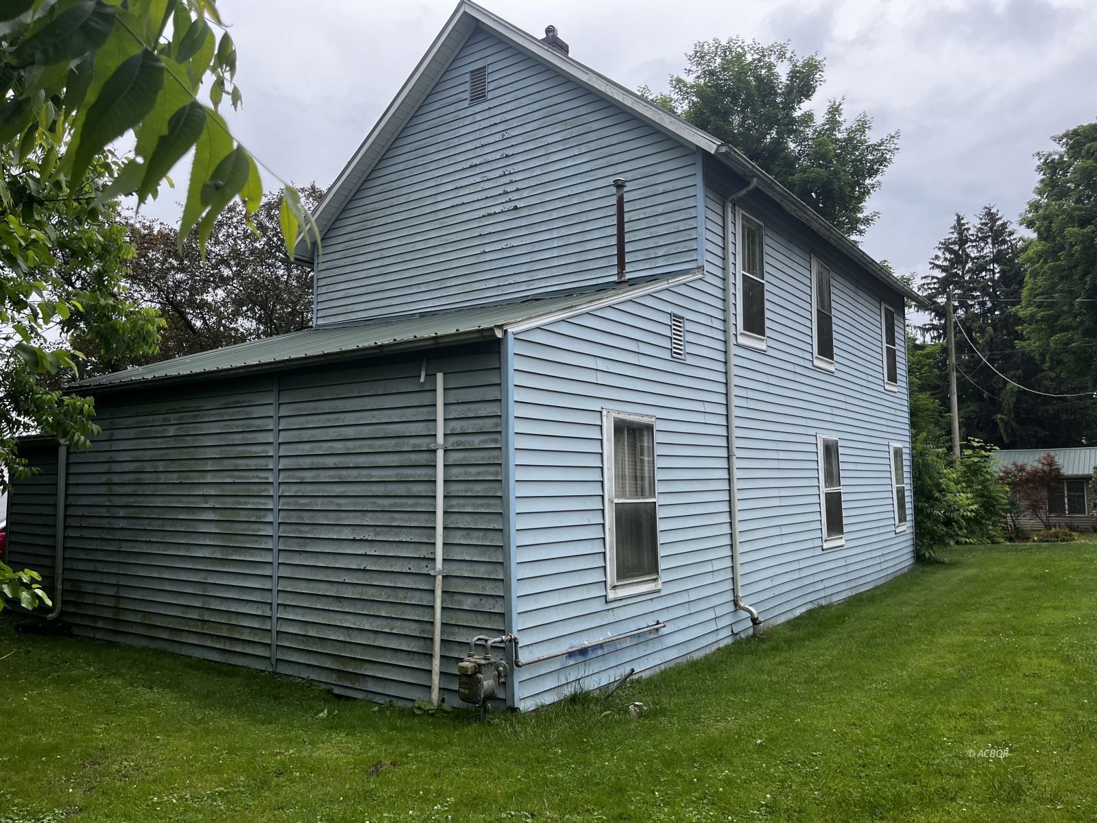 5166 College St Property Photo 4