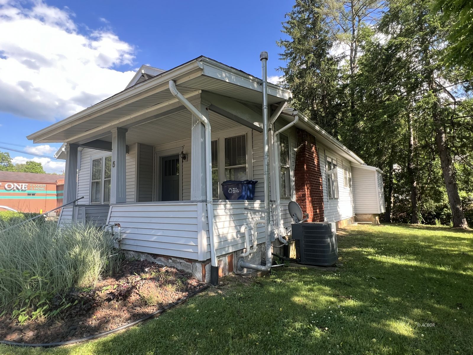 5 Pomeroy Rd Property Photo 3