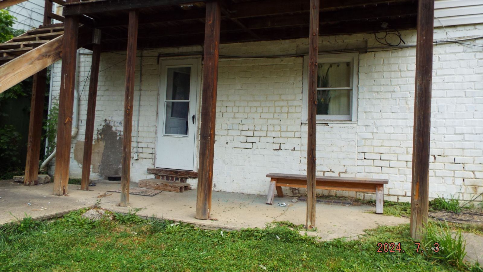 361 Fort St Property Photo 4