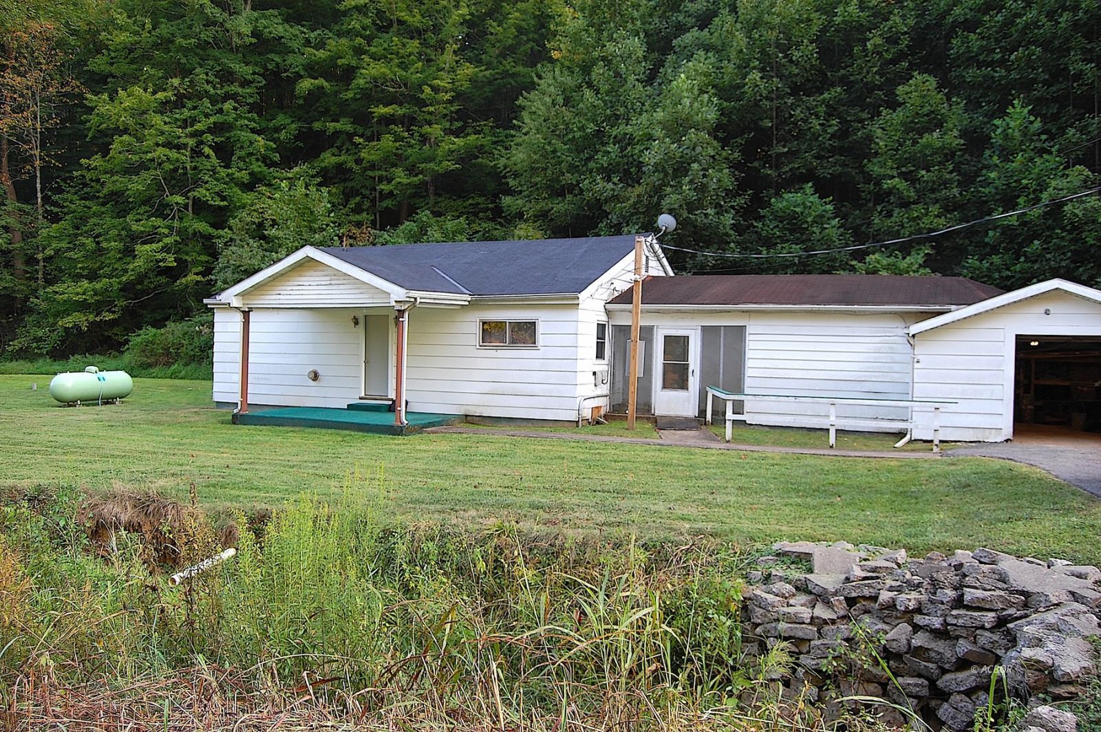 9662 State Route 217 Property Photo 9