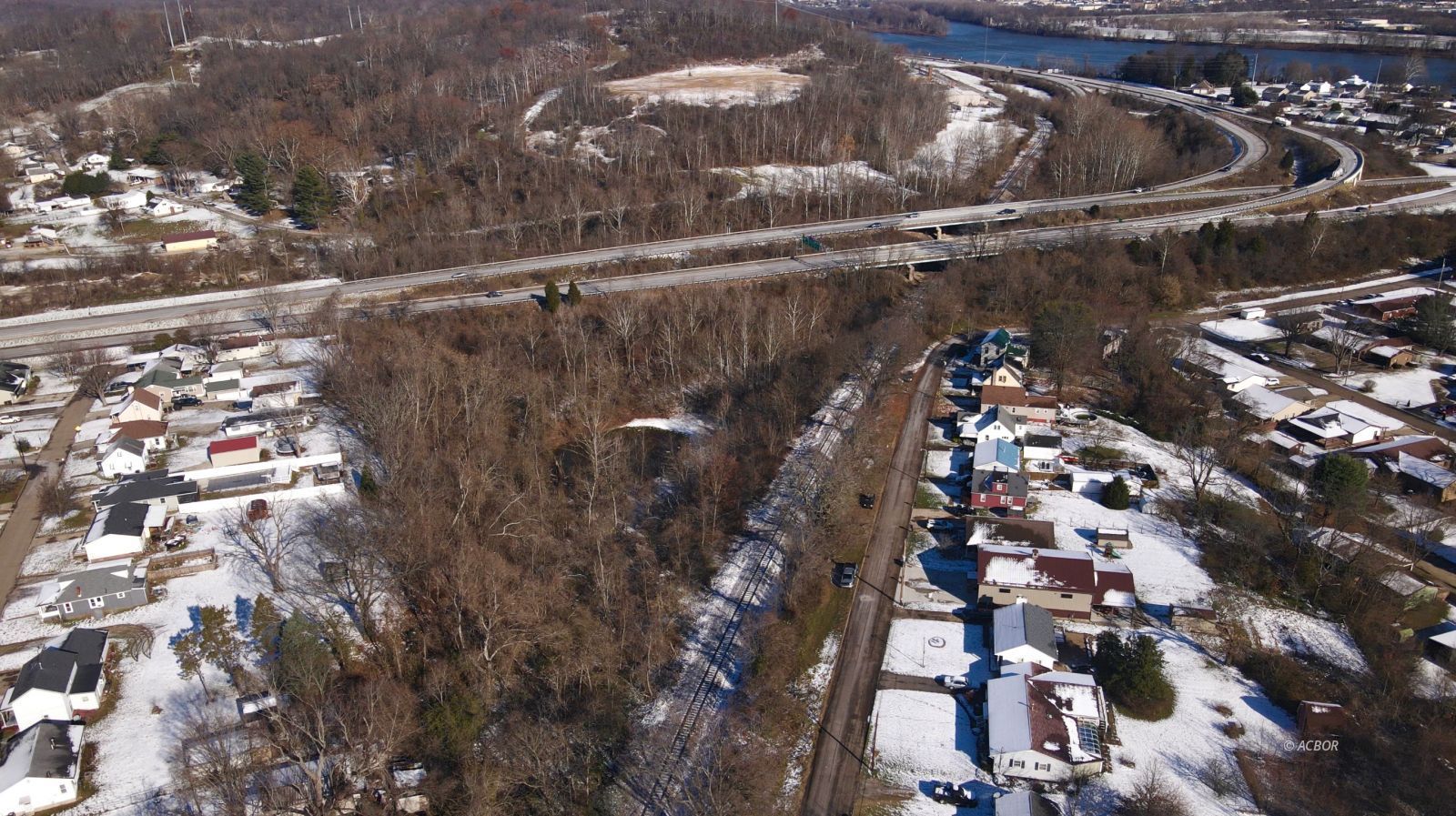 00 Congress Property Photo 12